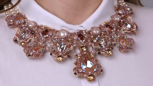 Колье из бисера и кристаллов Сваровски ручная работа смотреть онлайн