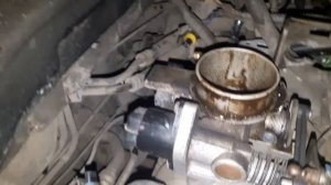 Чистка дроссельной заслонки и клапана ЕГР Opel vectra B