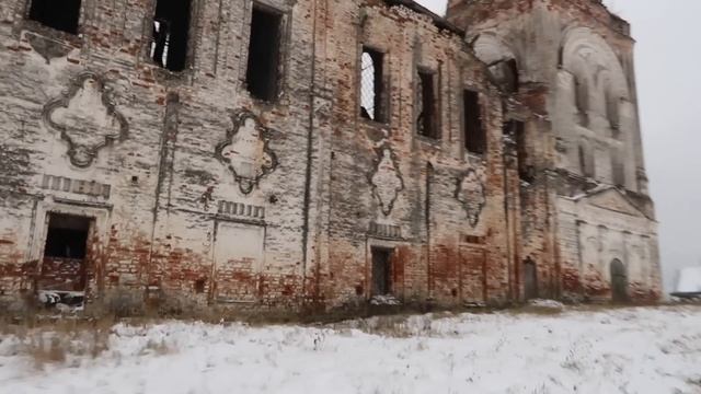 Заброшенные деревни Вологодской области. Огромные северные дома. Остался 1 жилой дом смотреть онлайн