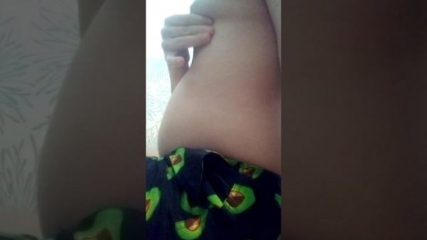 выпил 2л воды, болит живот