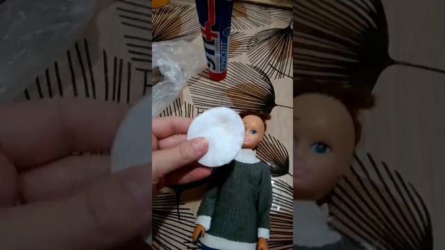 Как вывести пятна от ручки с чернилами и фломастера с резиновой куклы. Мой способ. смотреть онлайн