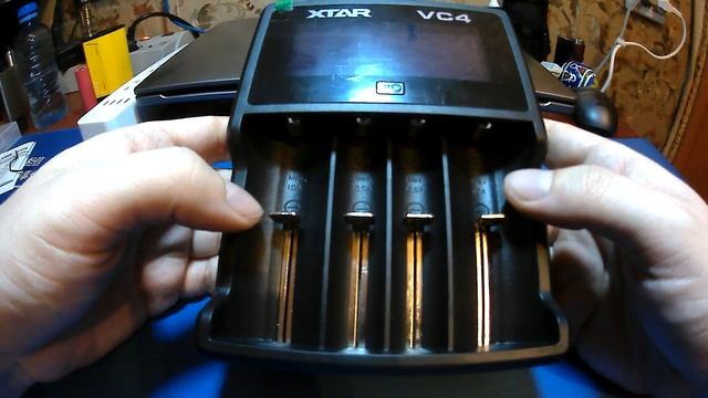 Универсальная зарядка XTAR VC4 4 слота/2ампера from GearBest смотреть онлайн