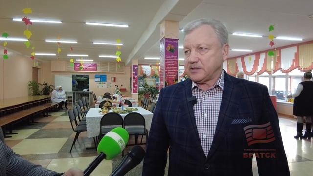Рыбные фишболы на подушке из чечевицы В Братске состоялась битва школьных поваров смотреть онлайн