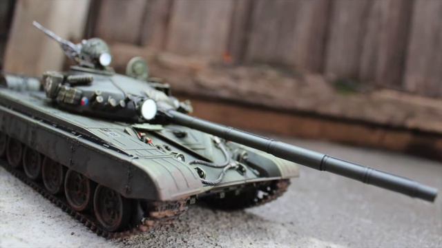 Soviet T62 & T72 Tank Tribute (Tamiya 1/35)