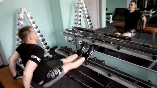 Отжимание от скамьи с весом смотреть онлайн