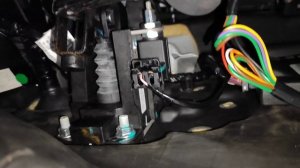 Замена главного цилиндра сцепления ДЖИЛИ АТЛАС 2.0 6мкпп