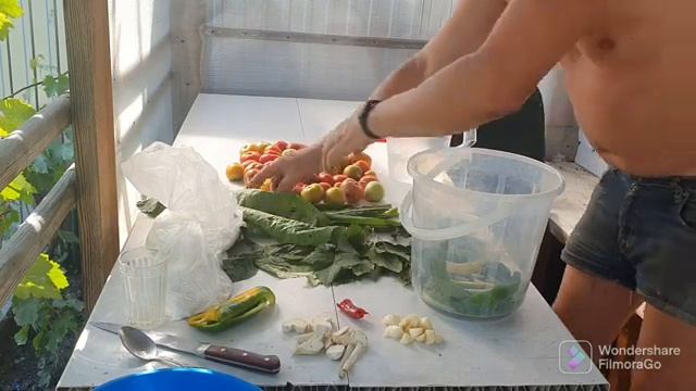 111. Выкопал плантацию картошки. 2.5 метра. Квасил помидоры.Доброе с Полезным сделал..mp4 смотреть онлайн