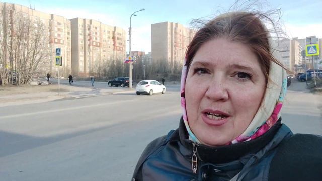 В солнечный майский день иду по улицам Маклакова,Старостина,Карла Маркса.Мурманск. смотреть онлайн
