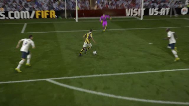 FIFA 15 Гол пяткой от Агуеро смотреть онлайн