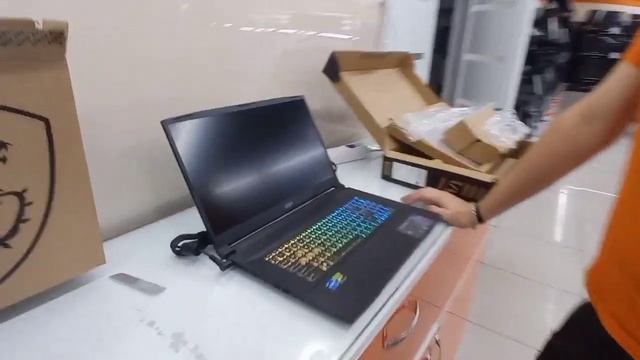 Биробиджан#Я улетаю на большом воздушном шаре?#ноутбук MSI GF76 Katana смотреть онлайн