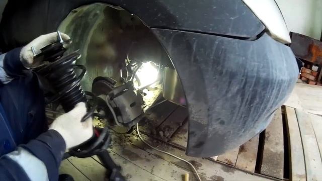 Как самому заменить переднюю стойку. смотреть онлайн