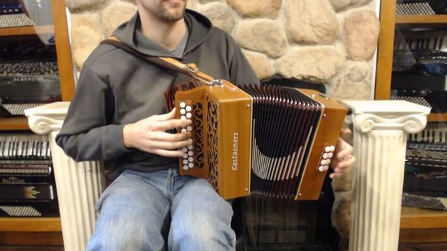 CASTSTUADCW - NEW Cherry Castagnari Studio Diatonic Button Accordion AD MM 21 8 $2199 смотреть онлайн