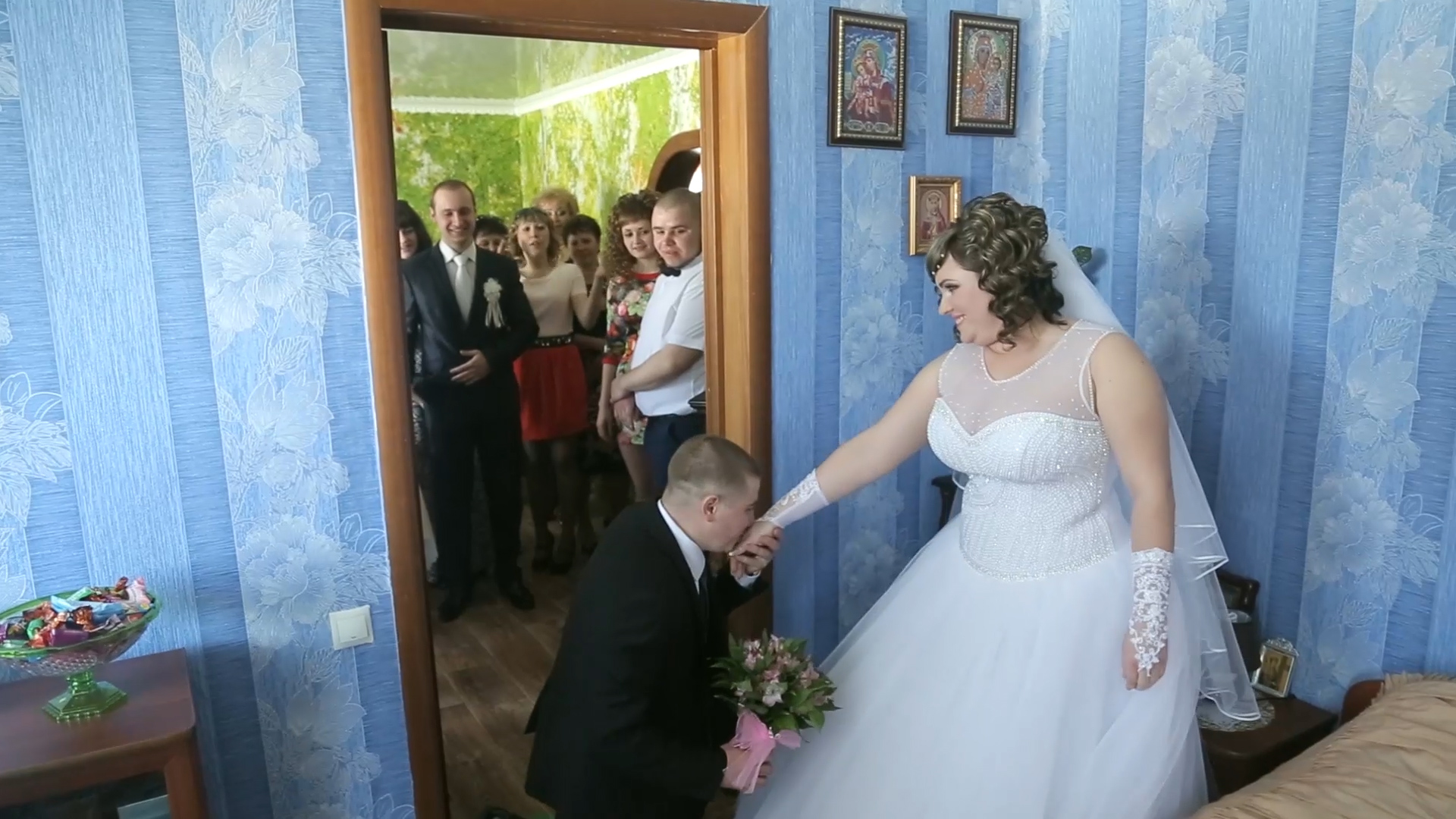 Выкуп невесты на свадьбе смотреть онлайн