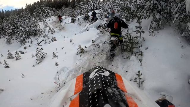 Эндуро гонка от ENDURO URAL "Толкай Творожок" Класс без шипов. Набуксовались знатно) Beta 300RR. смотреть онлайн