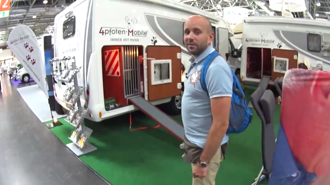 Автодом для путешествий с собаками “Dog Liner“ смотреть онлайн