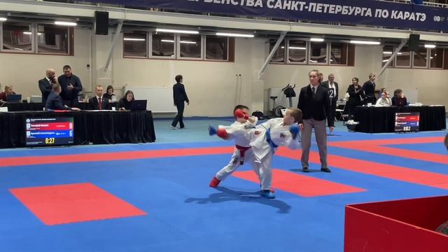 МОТИВАЦИЮ НАДО ПОДНЯТЬ! Жесткие бои детей КАРАТЭ WKF. смотреть онлайн