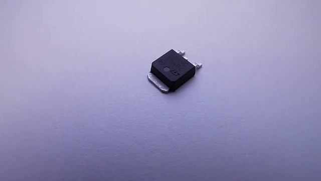 Стабилизатор 78M05