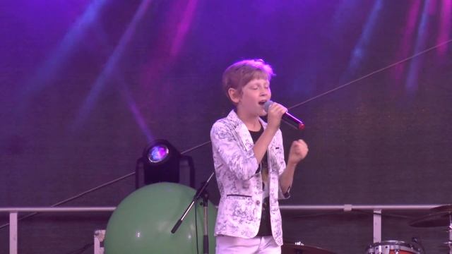 Гриша Туркин-Часть1.Estonia, NarvaJõesuu (НарваЙыэсуу), День города-12-08-2017