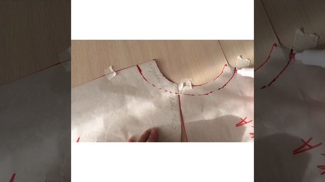 углубляем горловину и принимаем мерку Дгор