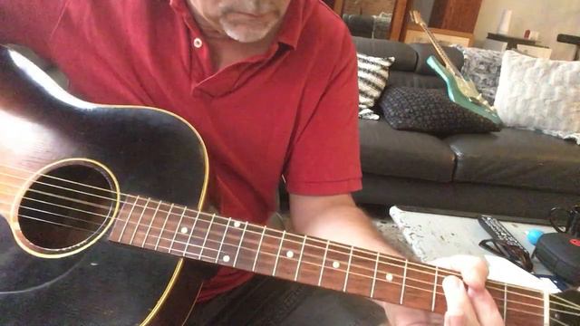1953 Gibson J-45 at www.bestguitars.com смотреть онлайн