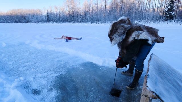 Sketchy Ice Skating 4 смотреть онлайн