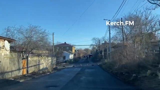В Керчи частично перекрыто движение по ул. Крупской и Госпитальной смотреть онлайн