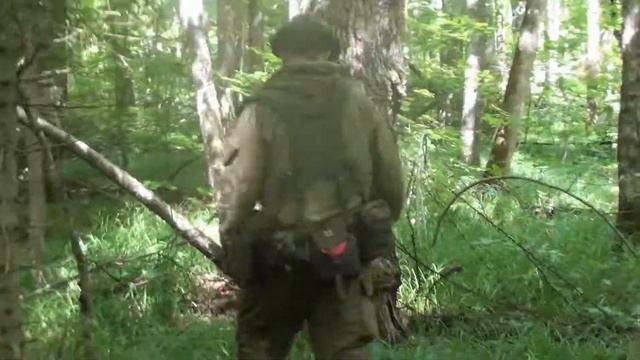 Колючая немецкая проволока на месте боя 1942 года. смотреть онлайн