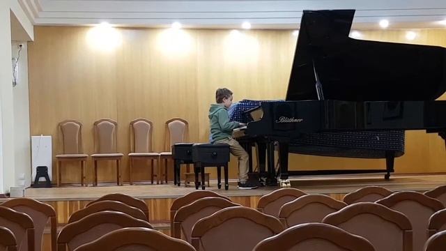 В.Гиллок "Фламенко", И.С.Бах "Полонез" - Гоша Иванов, 2 кл. смотреть онлайн