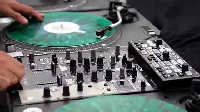 JFB & DJ Switch смотреть онлайн