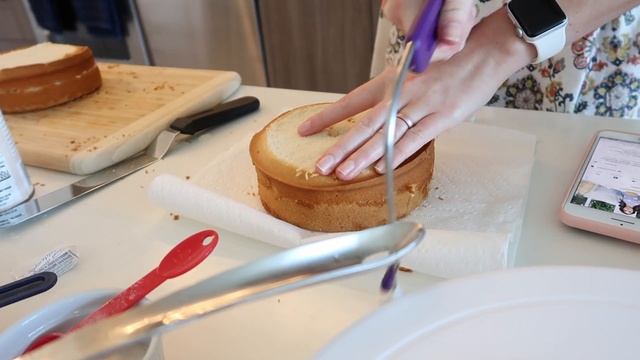 Nailed It?! CHALLENGE | Trying To Make Galaxy Mirror Cake With My Best Friend | NAIL OR FAIL? смотреть онлайн