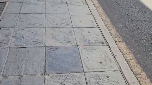 Испанская деревня. Поход в банк смотреть онлайн