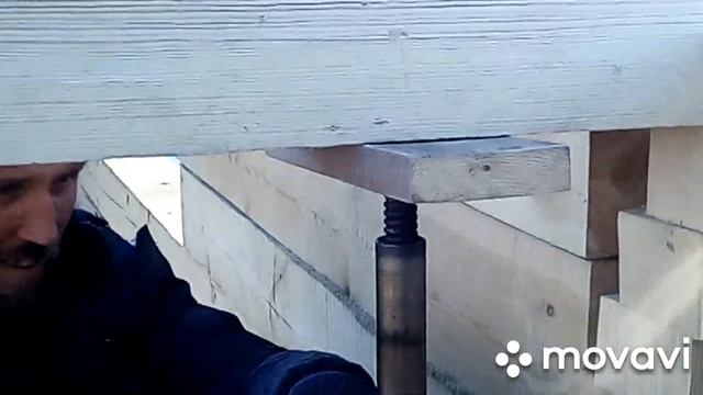 Как поставить на место потолочную балку без посторонней помощи. Строим дом. Вдвоем. смотреть онлайн
