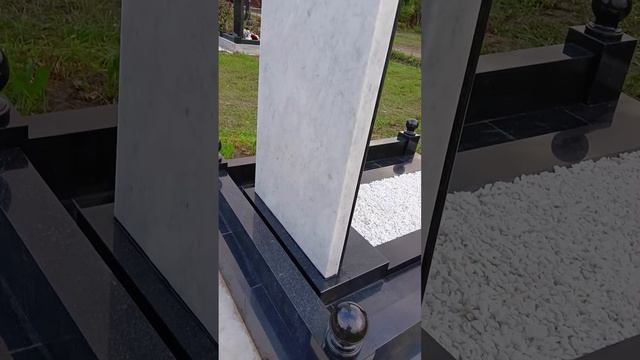 Изготовление и установка памятника из гранита и мрамора. #памятники #установкапамятника смотреть онлайн