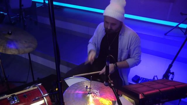 Моя Мишель - Зачем я? «Трибьют t.A.T.u. 200 по встречной» (LIVE @ Авторадио) смотреть онлайн