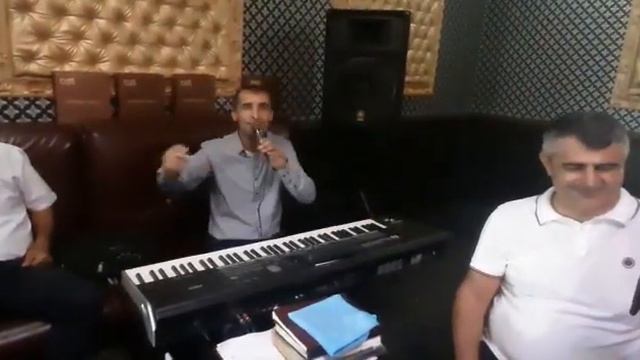 Песня из репертуара автора песни Ramil Sedali basqallı,""""Gece lezzet eleyir""" смотреть онлайн