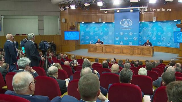 Владимир Путин – о «мирной конференции» в Швейцарии Это не переговоры, а стремление группы стран и смотреть онлайн