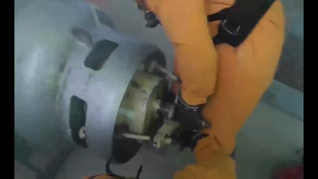 Костюмы химзащиты Зимой смотреть онлайн