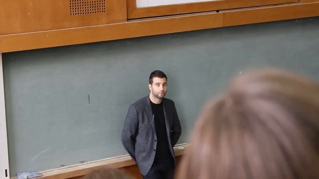 Иван Ургант на факультете ВШТ МГУ 11.09.15 смотреть онлайн