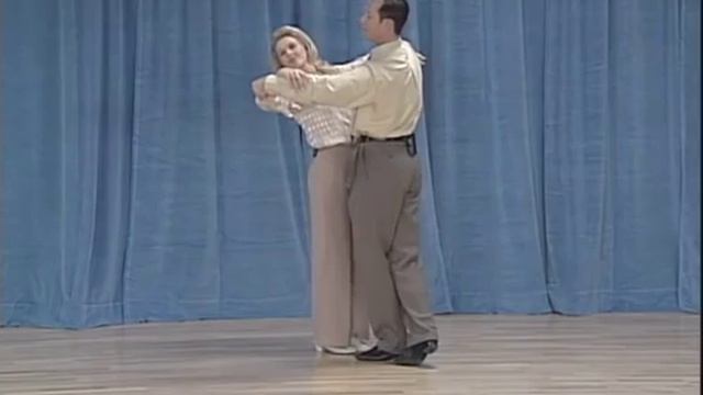 Int'l Standard Silver Foxtrot Variations & Techniques смотреть онлайн