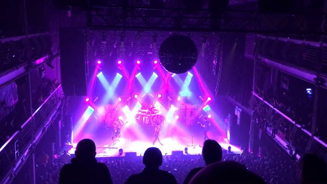 One OK Rock - The Beginning (Live) смотреть онлайн