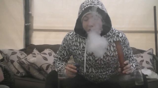 Big Bong Hits ( Heavy Hitters ) смотреть онлайн
