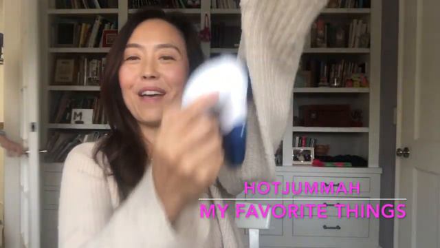 My Favorite Things-Love Your Sweater смотреть онлайн