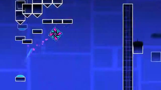 Geometry Dash (2.0) Twinkle by: SuperSNSD смотреть онлайн