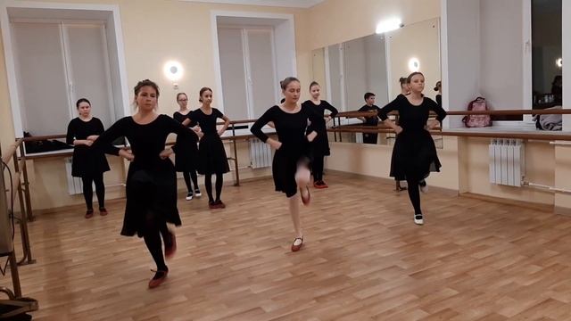 Комбинация дробных выстукиваний 5 год обучения #дробикомбинация смотреть онлайн