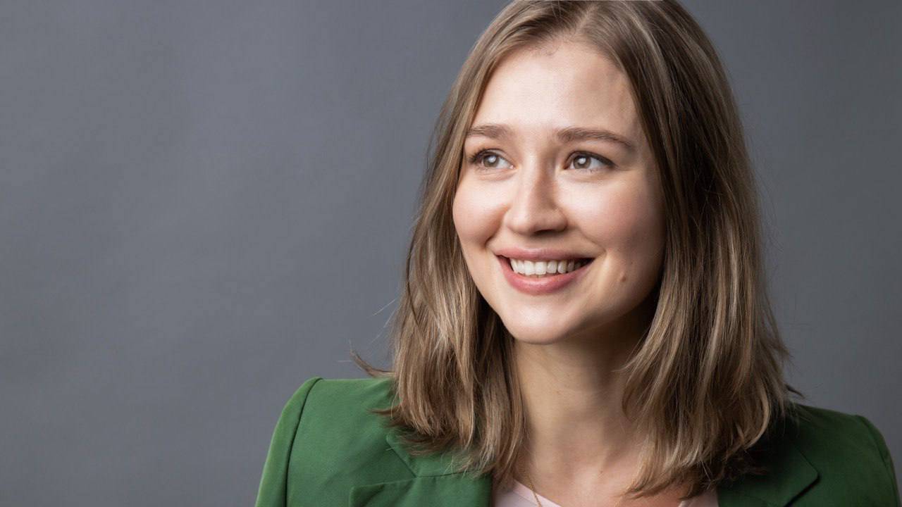 Визитка Анны Левановой (2024) смотреть онлайн