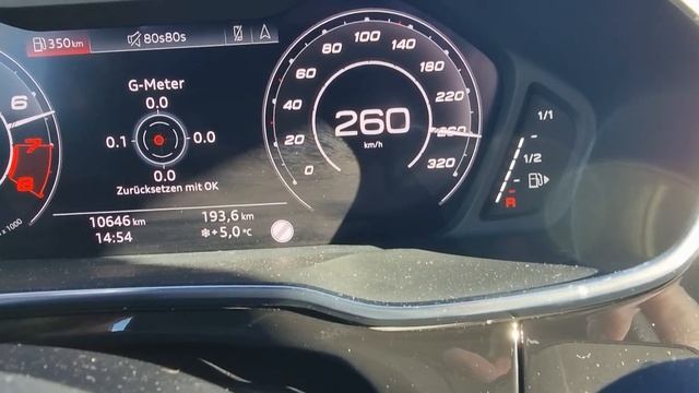 Audi RSQ3 100-200 смотреть онлайн