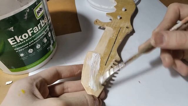 КАК СДЕЛАТЬ ОХОТНИЧИЙ НОЖ ИЗ ДЕРЕВА смотреть онлайн