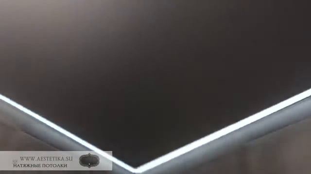 Видео 10 14 Натяжной потолок с контурными линиями по периметру смотреть онлайн