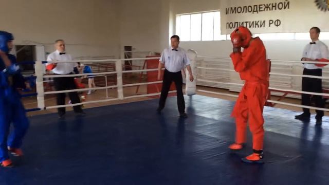 Залим Бетуганов 5.2 - Универсальный Бой смотреть онлайн