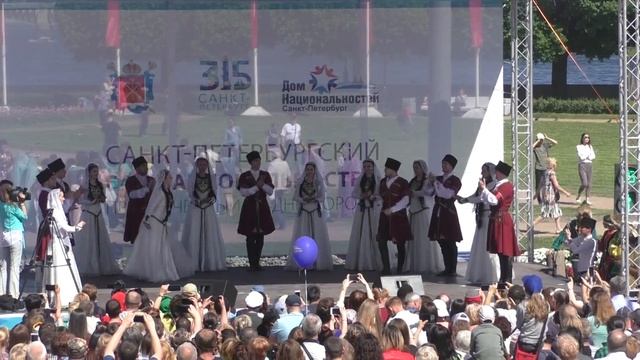 Бал национальностей-2018 Приветственная лезгинка Санкт-Петербургский Хореографич. Ансамбль "Салам" смотреть онлайн